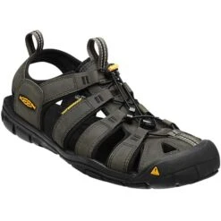 KEEN CLEARWATER CNX LEATHER MAGNET/BLACK 23
